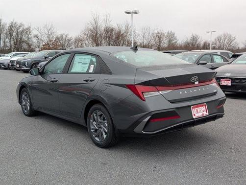 2025 Hyundai ELANTRA HEV Blue