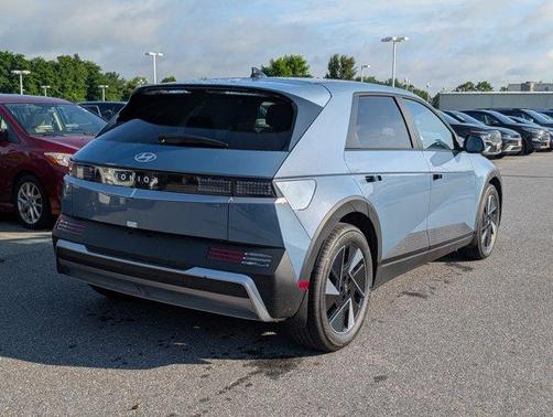 2025 Hyundai IONIQ 5 SE
