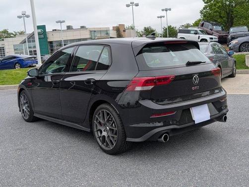 2022 Volkswagen Golf GTI 2.0T Autobahn