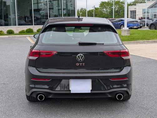 2022 Volkswagen Golf GTI 2.0T Autobahn