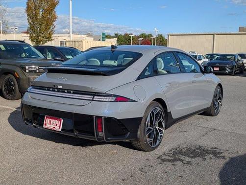 2025 Hyundai IONIQ 6 Limited