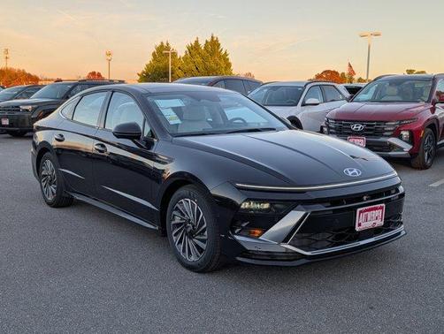 2026 Hyundai SONATA Hybrid Limited