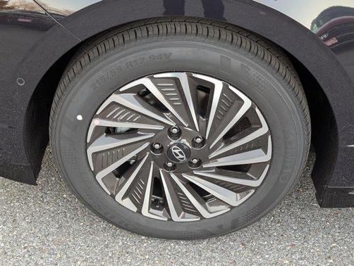 2026 Hyundai SONATA Hybrid Limited