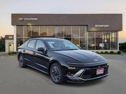 2026 Hyundai SONATA Hybrid Limited