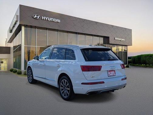 2019 Audi Q7 55 Premium Plus