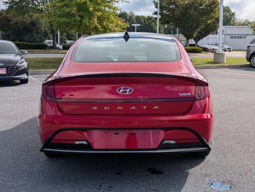 2020 Hyundai SONATA Hybrid Limited