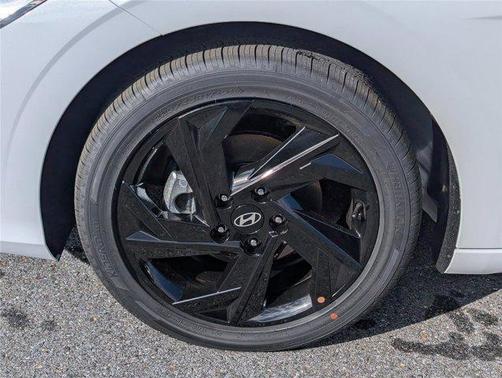 2026 Hyundai ELANTRA HEV SEL Sport