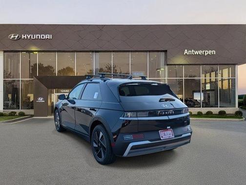 2025 Hyundai IONIQ 5 SEL