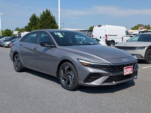 2025 Hyundai ELANTRA HEV SEL Sport
