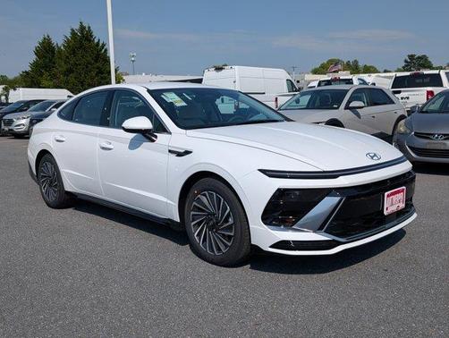 2025 Hyundai SONATA Hybrid SEL