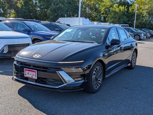 2026 Hyundai SONATA Hybrid Limited