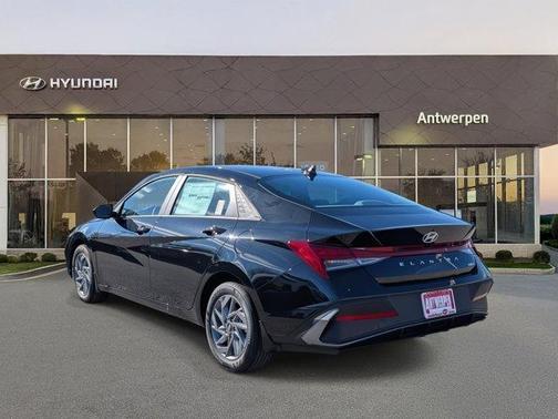 2026 Hyundai ELANTRA HEV Blue