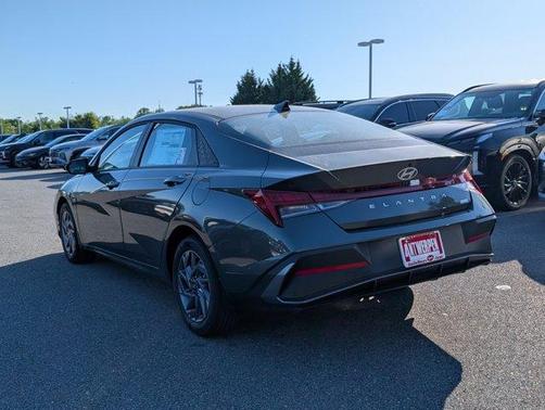 2025 Hyundai ELANTRA HEV Blue