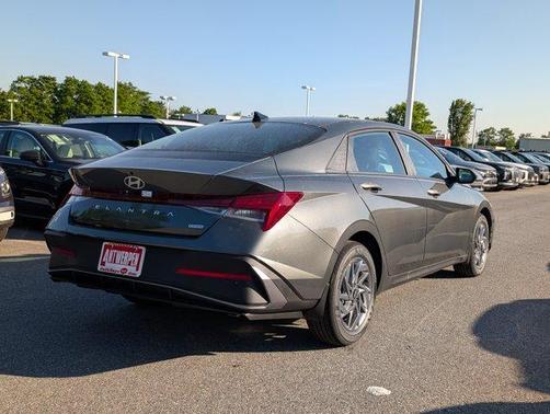 2025 Hyundai ELANTRA HEV Blue