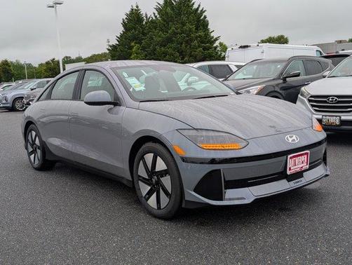 2025 Hyundai IONIQ 6 SE