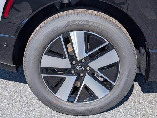 2026 Hyundai IONIQ 9 SEL