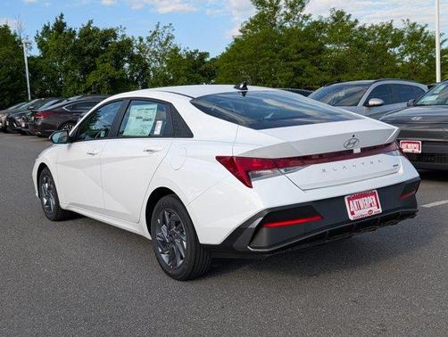 2025 Hyundai ELANTRA HEV Blue