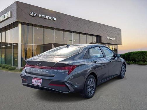 2026 Hyundai ELANTRA HEV Blue