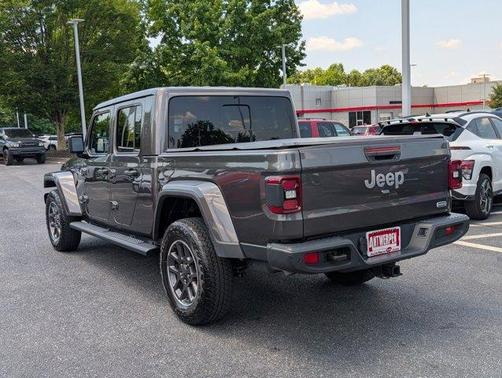 2021 Jeep Gladiator Overland