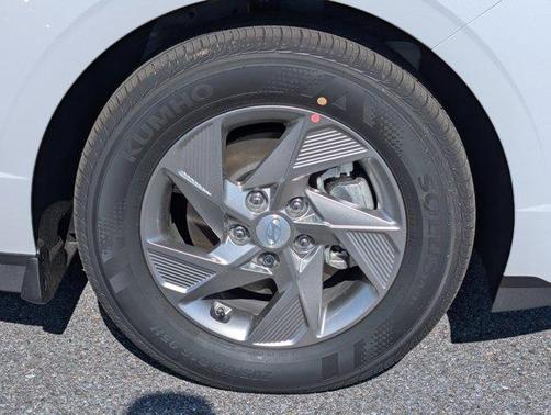 2025 Hyundai SONATA SE