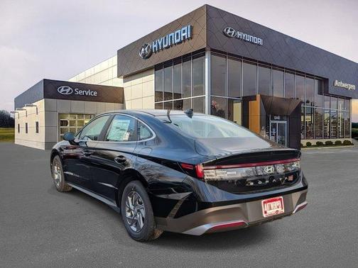 2026 Hyundai SONATA SE