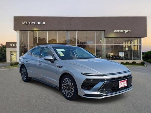 2026 Hyundai SONATA Hybrid Limited