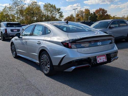 2026 Hyundai SONATA Hybrid Limited