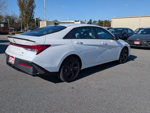 2026 Hyundai ELANTRA HEV SEL Sport