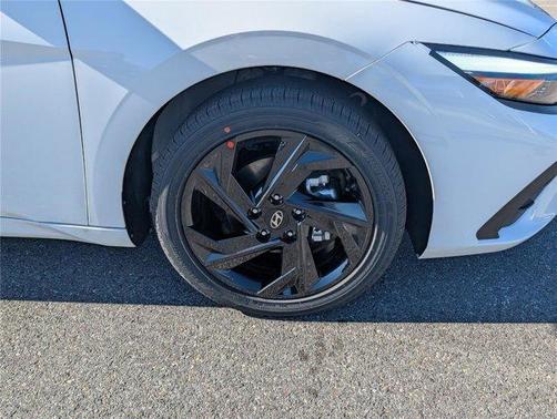 2026 Hyundai ELANTRA HEV SEL Sport