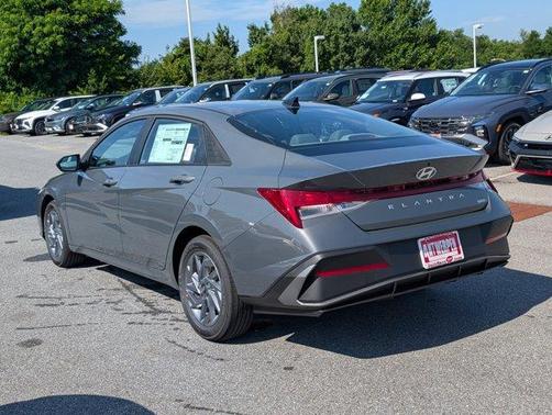 2025 Hyundai ELANTRA HEV Blue