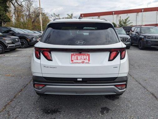 2025 Hyundai TUCSON SEL