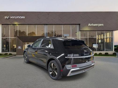 2025 Hyundai IONIQ 5 SEL