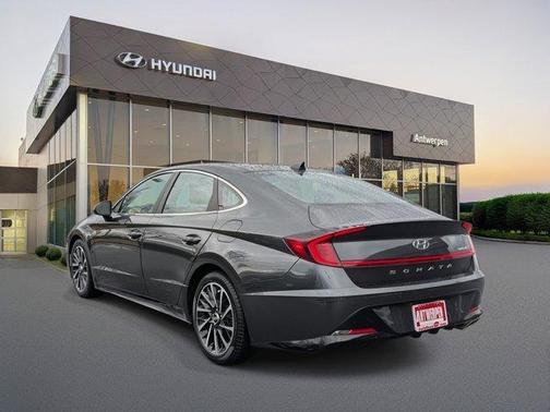 2021 Hyundai SONATA Limited