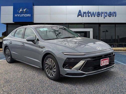 2025 Hyundai SONATA Hybrid Limited