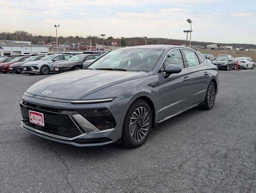 2025 Hyundai SONATA Hybrid Limited