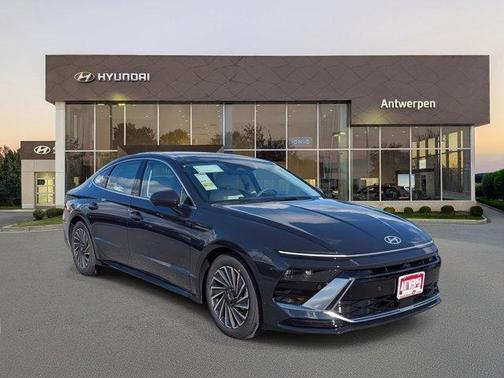 2026 Hyundai SONATA Hybrid Limited