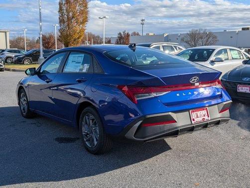 2026 Hyundai ELANTRA HEV Blue