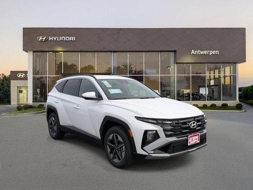 2026 Hyundai TUCSON Hybrid SEL
