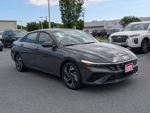 2025 Hyundai ELANTRA HEV SEL Sport