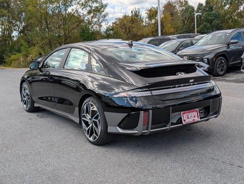 2025 Hyundai IONIQ 6 SEL