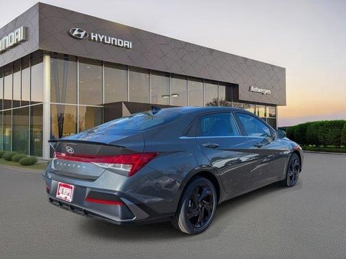 2026 Hyundai ELANTRA SEL