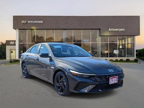 2026 Hyundai ELANTRA SEL