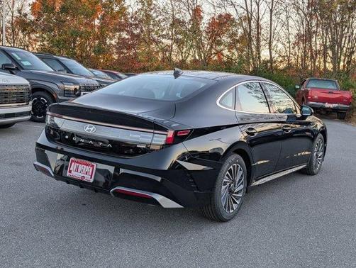 2026 Hyundai SONATA Hybrid SEL