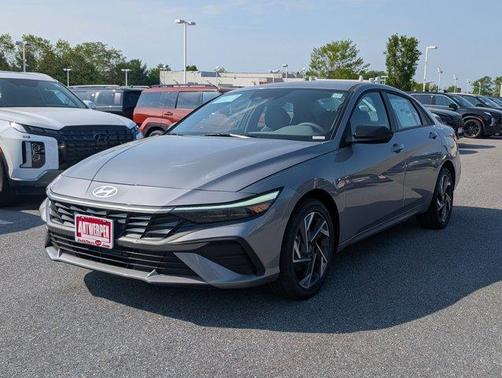 2025 Hyundai ELANTRA HEV SEL Sport