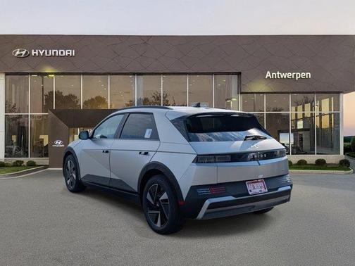 2025 Hyundai IONIQ 5 SEL