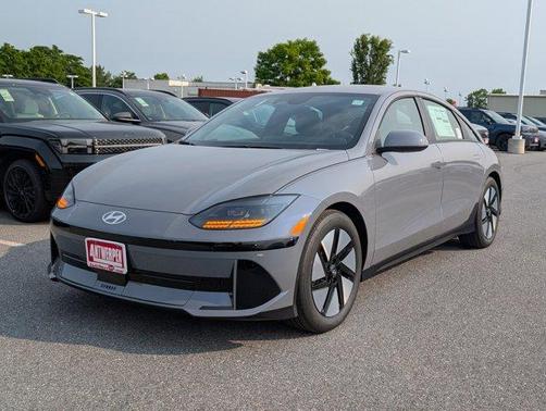 2025 Hyundai IONIQ 6 SE