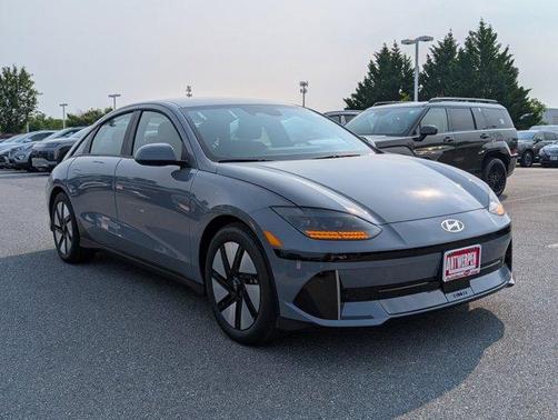 2025 Hyundai IONIQ 6 SE