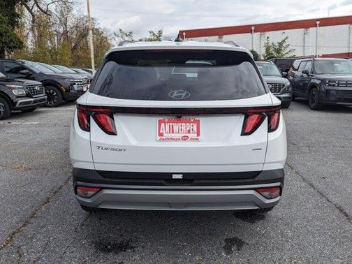 2025 Hyundai TUCSON SEL