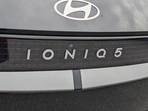 2025 Hyundai IONIQ 5 SEL
