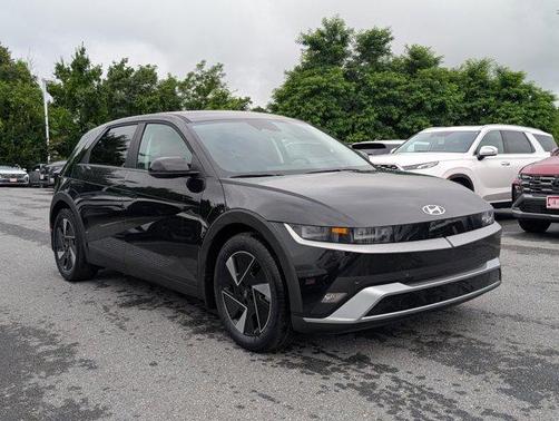 2025 Hyundai IONIQ 5 SE